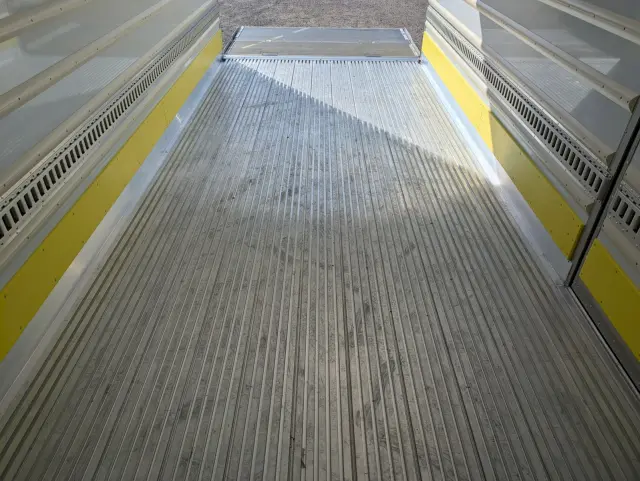 日野 レンジャー 2KG-FD2ABG(2WD)の写真17