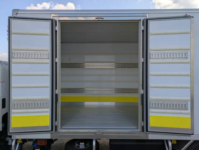 日野 レンジャー 2KG-FD2ABG(2WD)の写真24