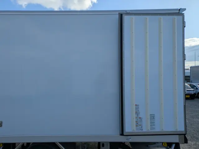 日野 レンジャー 2KG-FD2ABG(2WD)の写真45