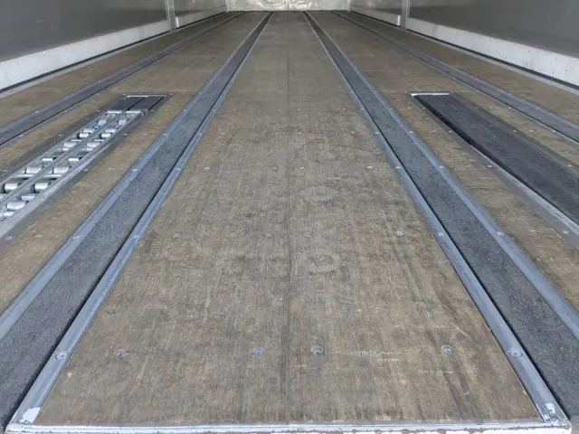 三菱 スーパーグレート 2PG-FS74HZ(8x4)の写真13