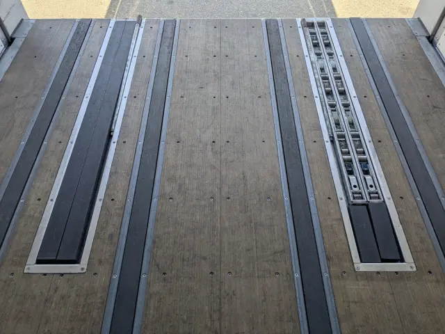 三菱 スーパーグレート 2PG-FS74HZ(8x4)の写真38