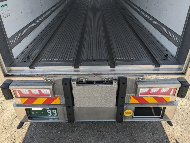 ＵＤ クオン 2PG-CW5CA(6x4)の写真9