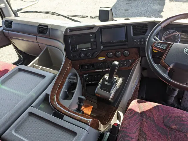 ＵＤ クオン 2PG-CW5CA(6x4)の写真21