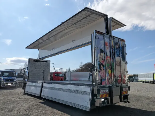 ＵＤ クオン 2PG-CW5CA(6x4)の写真33