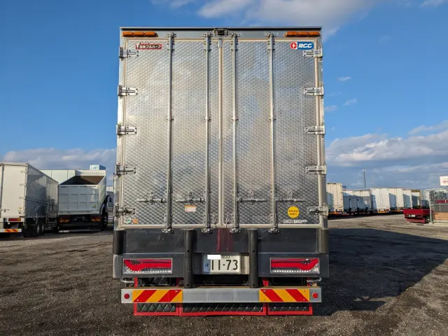 UD クオン 2PG-CW5CA(6x4)の写真5