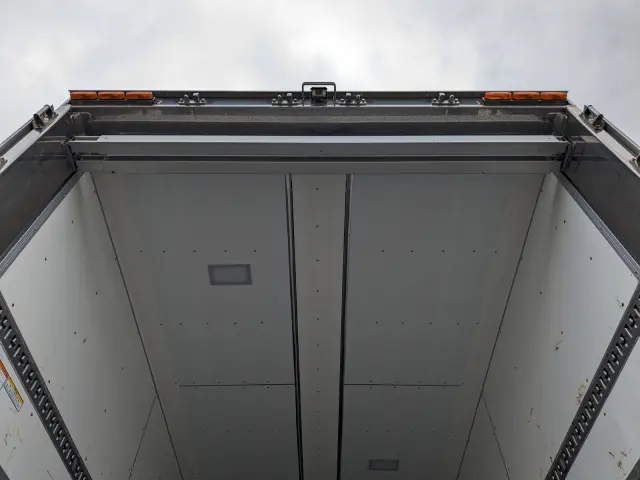 UD クオン 2PG-CW5CA(6x4)の写真11