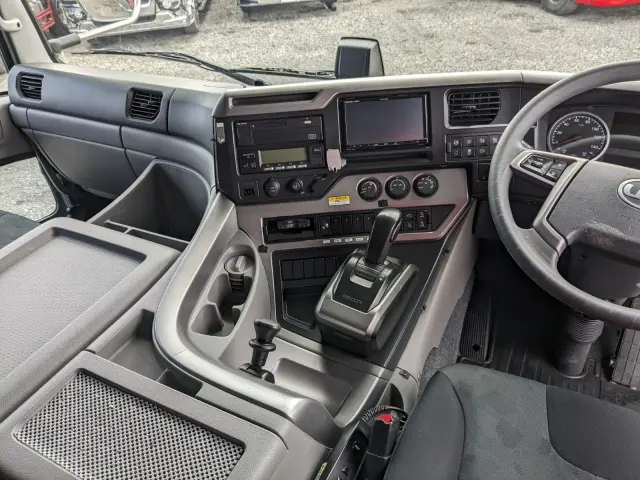 UD クオン 2PG-CW5CA(6x4)の写真24