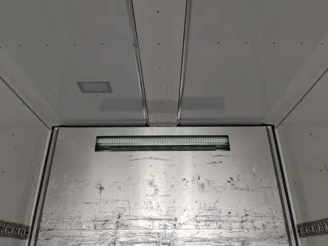 UD クオン 2PG-CW5CA(6x4)の写真33