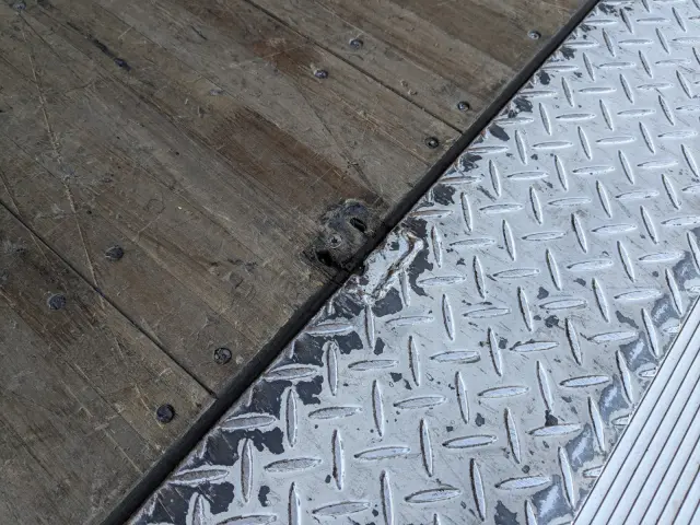 日野 プロフィア 2DG-FW1AHG(8x4)の写真13