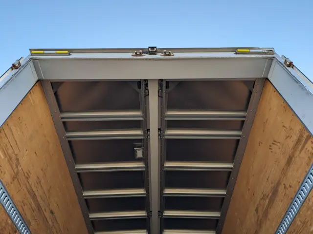 日野 プロフィア 2DG-FW1AHG(8x4)の写真15