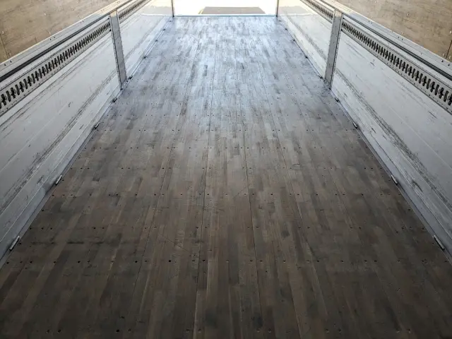 日野 プロフィア 2DG-FW1AHG(8x4)の写真19