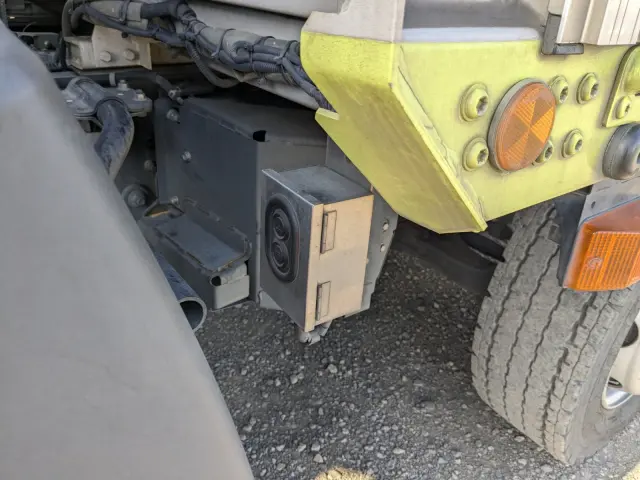 日野 プロフィア 2DG-FW1AHG(8x4)の写真44