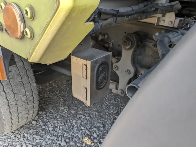 日野 プロフィア 2DG-FW1AHG(8x4)の写真48