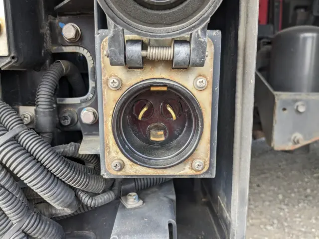 いすゞ ギガ 2PG-CYJ77C(8x4)の写真24