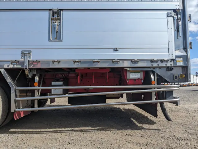 いすゞ ギガ 2PG-CYJ77C(8x4)の写真32