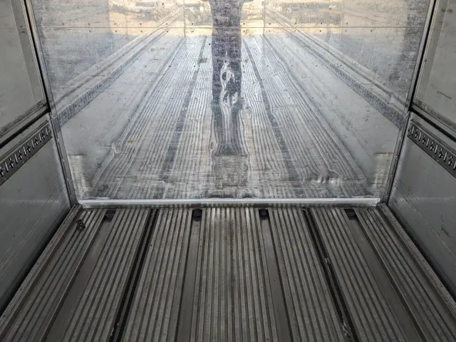 いすゞ ギガ 2PG-CYJ77C(8x4)の写真35