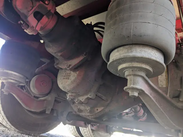 いすゞ ギガ 2PG-CYJ77C(8x4)の写真42