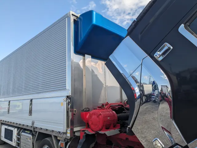 いすゞ ギガ 2PG-CYJ77C(8x4)の写真48