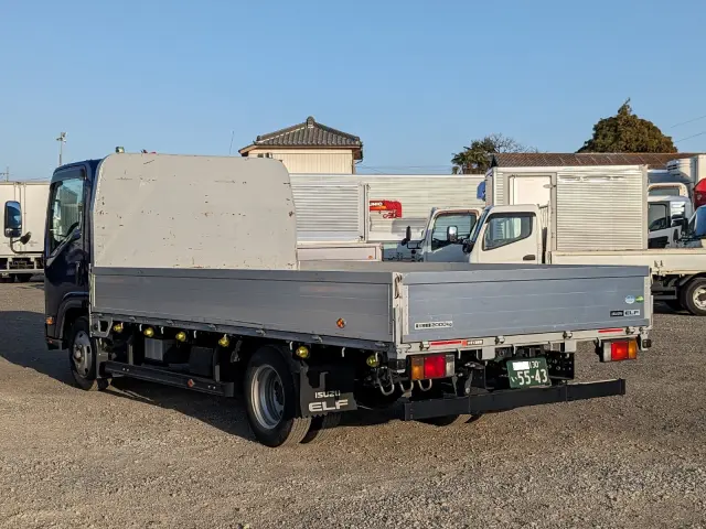 いすゞ エルフ TRG-NPR85AR(2WD)の写真3