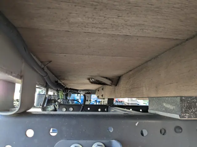 いすゞ エルフ TRG-NPR85AR(2WD)の写真11