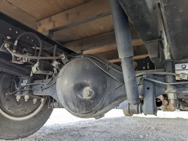 いすゞ エルフ TRG-NPR85AR(2WD)の写真22