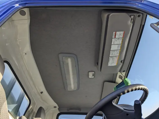 いすゞ エルフ TRG-NPR85AR(2WD)の写真35