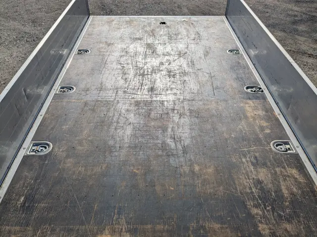 いすゞ エルフ TRG-NPR85AR(2WD)の写真39