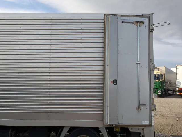 トヨタ トヨエース TKG-XZC675(4WD)の写真30