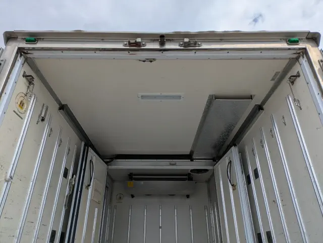 いすゞ エルフ TPG-NLR85AN(2WD)の写真11