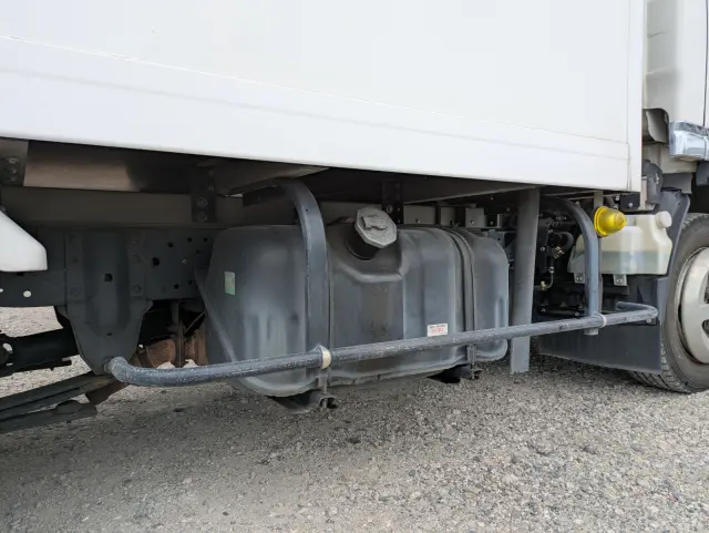 いすゞ エルフ TPG-NLR85AN(2WD)の写真33