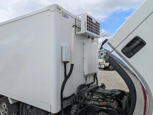 いすゞ エルフ TPG-NLR85AN(2WD)の写真47