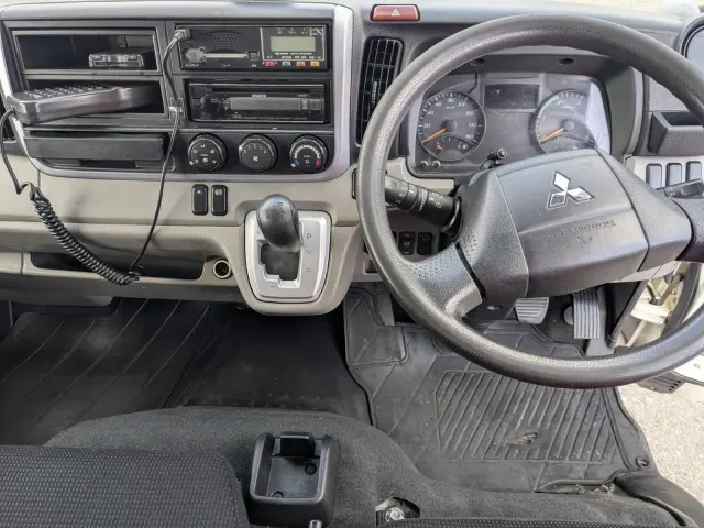 三菱 キャンター TPG-FEA50(2WD)の写真26