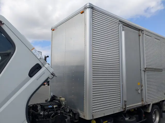 三菱 キャンター TPG-FEA50(2WD)の写真47