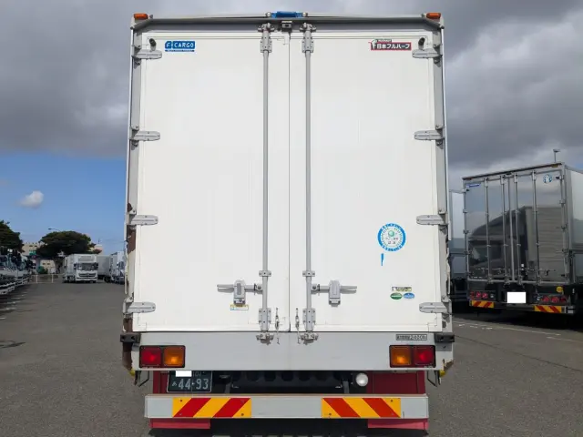 いすゞ フォワード TKG-FRR90T2(2WD)の写真6