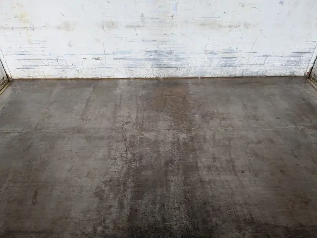 いすゞ フォワード TKG-FRR90T2(2WD)の写真16