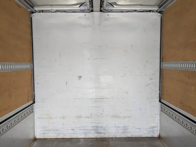 いすゞ フォワード TKG-FRR90T2(2WD)の写真17