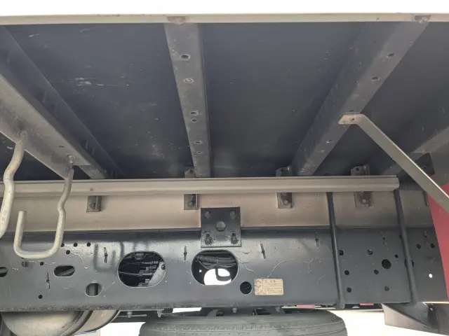 いすゞ フォワード TKG-FRR90T2(2WD)の写真20