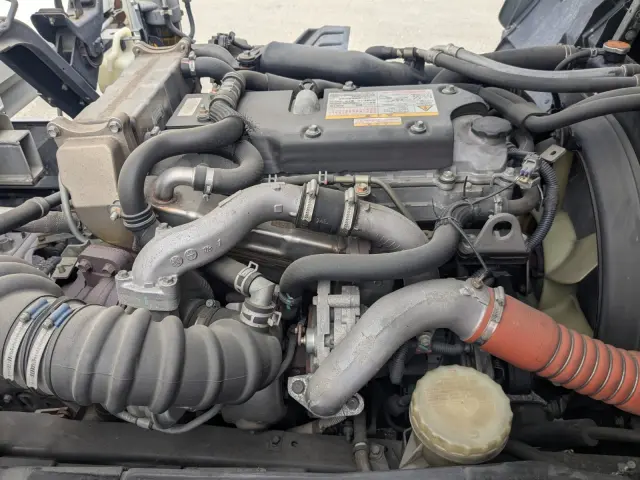 いすゞ フォワード TKG-FRR90T2(2WD)の写真27