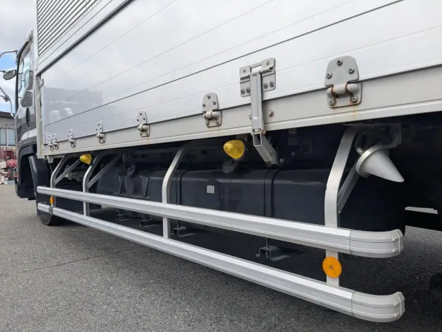 いすゞ フォワード TKG-FRR90T2(2WD)の写真29