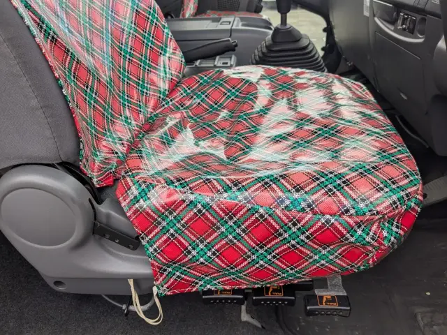 いすゞ フォワード TKG-FRR90T2(2WD)の写真37