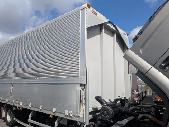 いすゞ フォワード TKG-FRR90T2(2WD)の写真40