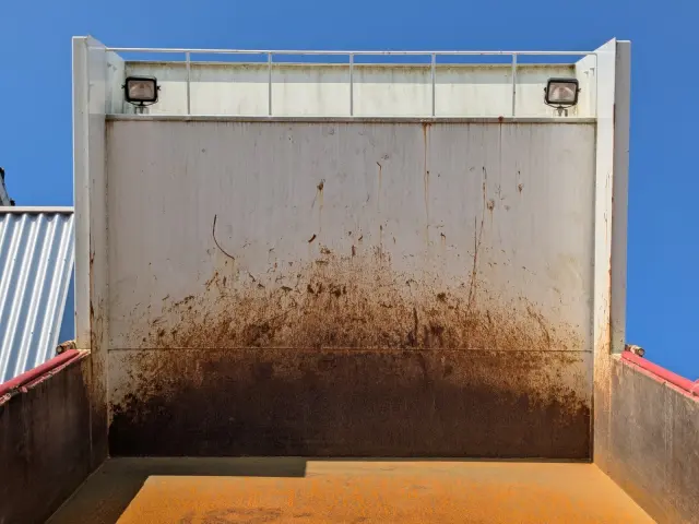 いすゞ ギガ QKG-CXZ77AT(6x4)の写真38