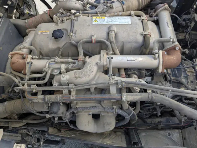 いすゞ ギガ QKG-CXZ77AT(6x4)の写真42