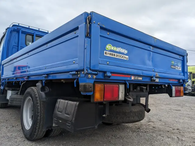 いすゞ エルフ TRG-NJR85A(2WD)の写真7