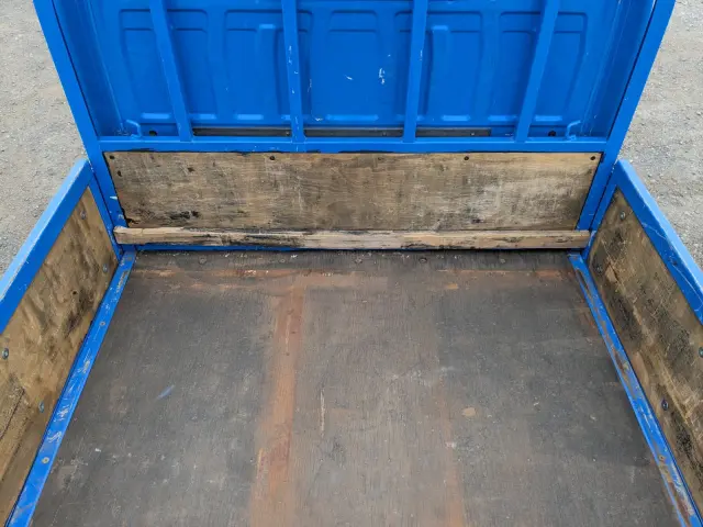 いすゞ エルフ TRG-NJR85A(2WD)の写真11