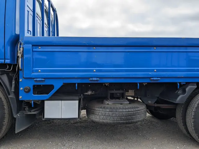 いすゞ エルフ TRG-NJR85A(2WD)の写真18