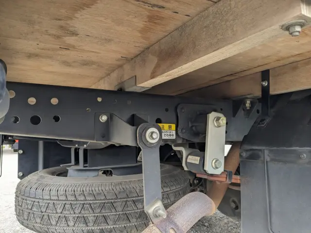 いすゞ エルフ TRG-NJR85A(2WD)の写真19