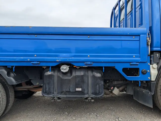 いすゞ エルフ TRG-NJR85A(2WD)の写真21