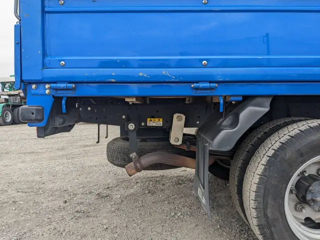 いすゞ エルフ TRG-NJR85A(2WD)の写真33