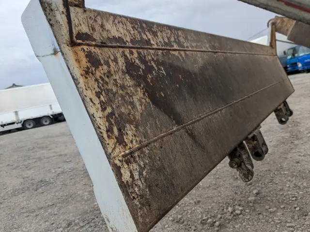 いすゞ エルフ TPG-NJR85AD(2WD)の写真9